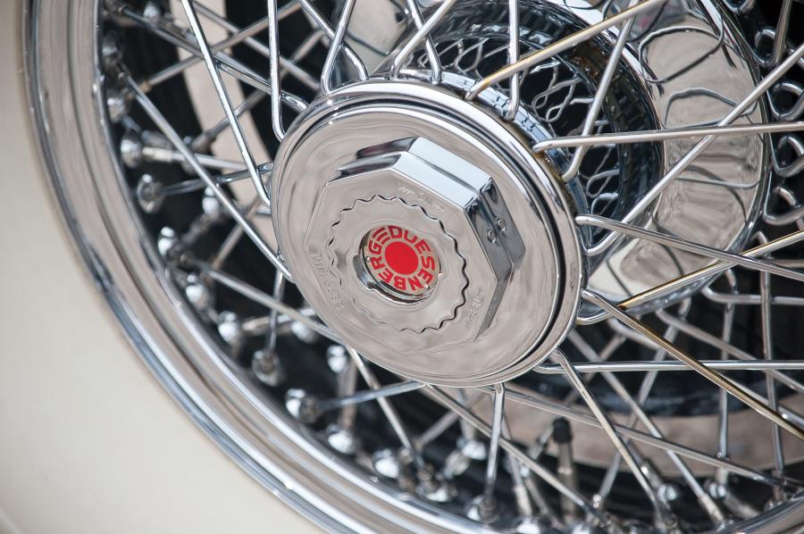  Duesenberg J487/2336 Dual Cowl Phaeton by LeBaron 1931 года  (фото 9 из 25)